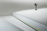 劳斯莱斯定制版“魅影”汽车——灵感来自高级时尚女装