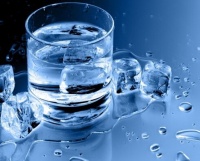 西方人在家喜欢喝冷水是为了降火？