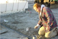 美国大叔自建带泳池三居别墅秒杀千平豪宅