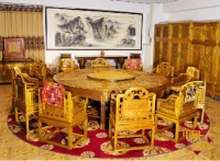 京城造办处中经典与奢华的金丝楠珍品