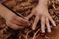 集古韵今(大不同):树立工艺旗 手握质量锤