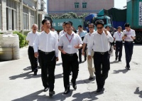 奋勇向前，努力创新