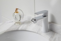 2015最新款浴室柜 打造纯美个性空间