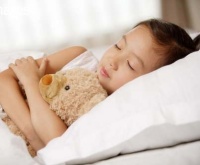 不良睡姿让你钱财两空