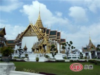 新南悦陶瓷：别让爱再等待，show出全家福