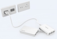 智能飞充 飞利浦4口电源适配器DLP3015即将上市