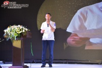 这一天，他们都在关注家具的色彩与环保