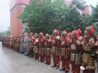 干了这杯壮行酒   从此电商是路人