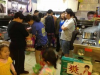 帅丰集成灶参加贵州关岭砍价会