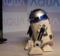 海尔推R2-D2机器人移动冰箱 造型萌翻了！
