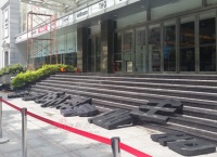 红星美凯龙华南再遭滑铁卢 广州天河店拆除