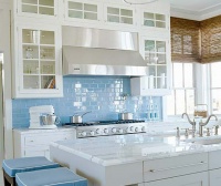 案例：清淡色调橱柜 厨房生活从此变得柔美