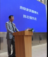 俄罗斯首席时尚大师现身红星美凯龙