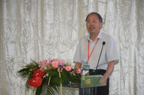 上海市建筑材料行业协会会长 王培铭演讲