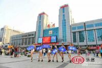 美女携海尔快闪郑州各大地标，你遇到了吗