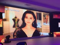 顶固衣柜玩转最燃周末 范爷“亲亲季”现身送“亲亲”