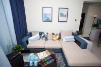 80后实用主义的时尚，打造鲜活灵动的蓝调