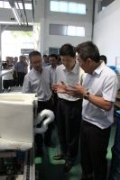 台州市委书记吴蔚荣走访欧路莎调研指导