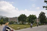 新浪家居评测团走进萨米特新型建材生产基地