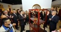 美国俄勒冈州议会访华团大赞古典家具