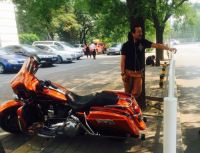 我有Harley Davidson and Tattoo，和我约吗？