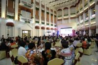 2015年悦秀会慈善沙龙荟在华夏明珠大酒店召开