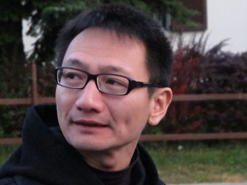 思想沙龙创始人关鸣