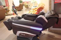 在家享受全身按摩的舒适 路易时代功能沙发评测