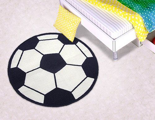 一块足球状的小地毯