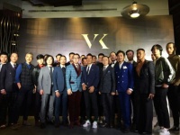 任达华代言VK正装，11月18日同登“百男大秀”T台！
