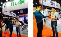 良策•打扮家---携最新VR技术亮相智慧建材与家居展