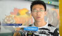 现实版熊出没：萌宠动物纷纷爬上了墙！