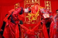 惊天骗局！钻石原来和传统婚俗无关！
