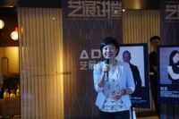 昨日，美国设计明星Campion Platt把艺展带入了“好莱坞时间”