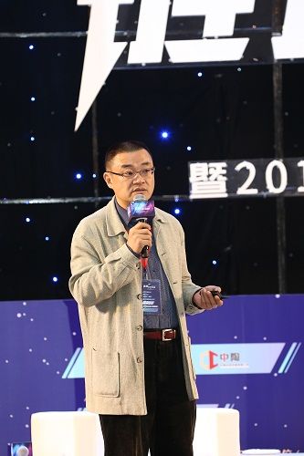 中国家居家装电商研究院首席专家唐人