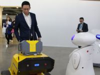 吴晓波：家电企业蛮悲催的，将成为被智能家居整合的对象