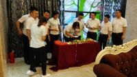班玞养生砖打造家庭般的企业文化