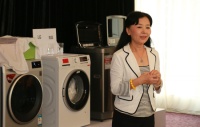 席雪：LG蒸汽洗衣机呵护宝宝衣物健康