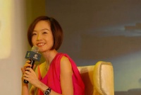 鲁豫与最美“杨贵妃”共赏硅藻泥壁画