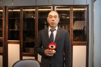恒信华典黄全春: 紧跟市场风向 做好产品