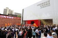 家居八卦|听说，现在的陶瓷圈流行两件事