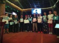 装家联盟组织团队拓展活动并召开党建推进座谈会