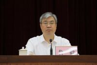 中流砥柱，行业领军｜热烈祝贺东鹏控股董事长何新明荣获“佛山·大城企业家”荣誉称号