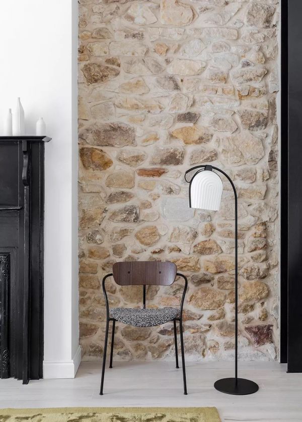 用一把椅子一盏台灯 轻松打造专属于你的私人休息区