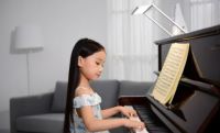 爱迪思旺钢琴台灯为琴童专业打造练琴台灯