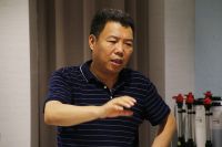 新浪家居品质家装大赛工长走进爱巢硅藻泥旗舰店