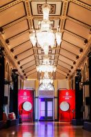 鲍洪裳 “锦绣洪裳，鼓舞中华”亮相2019上海高定周