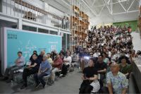 设计学教授周炯焱、翟幼林新书《涂&画----周胖  翟瘦旅行图记》成功首发