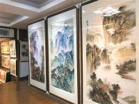 客厅墙上挂这些装饰画，可以秒杀很多墙纸！