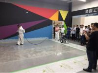 德爱威学院携手固瑞克进行地坪漆机械化喷涂授课